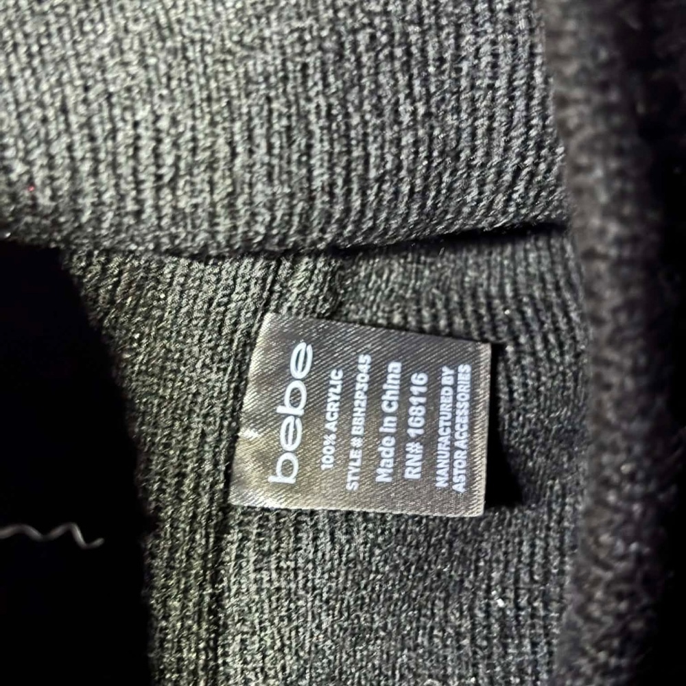 NWOT Bebe Black and White Knit Beanie Hat - Picture 4 of 6